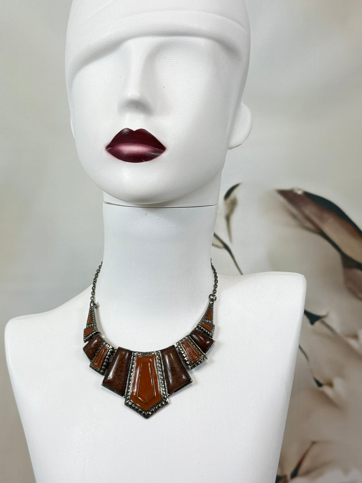 Colier statement retro în tonuri arămii | Amber Geometry