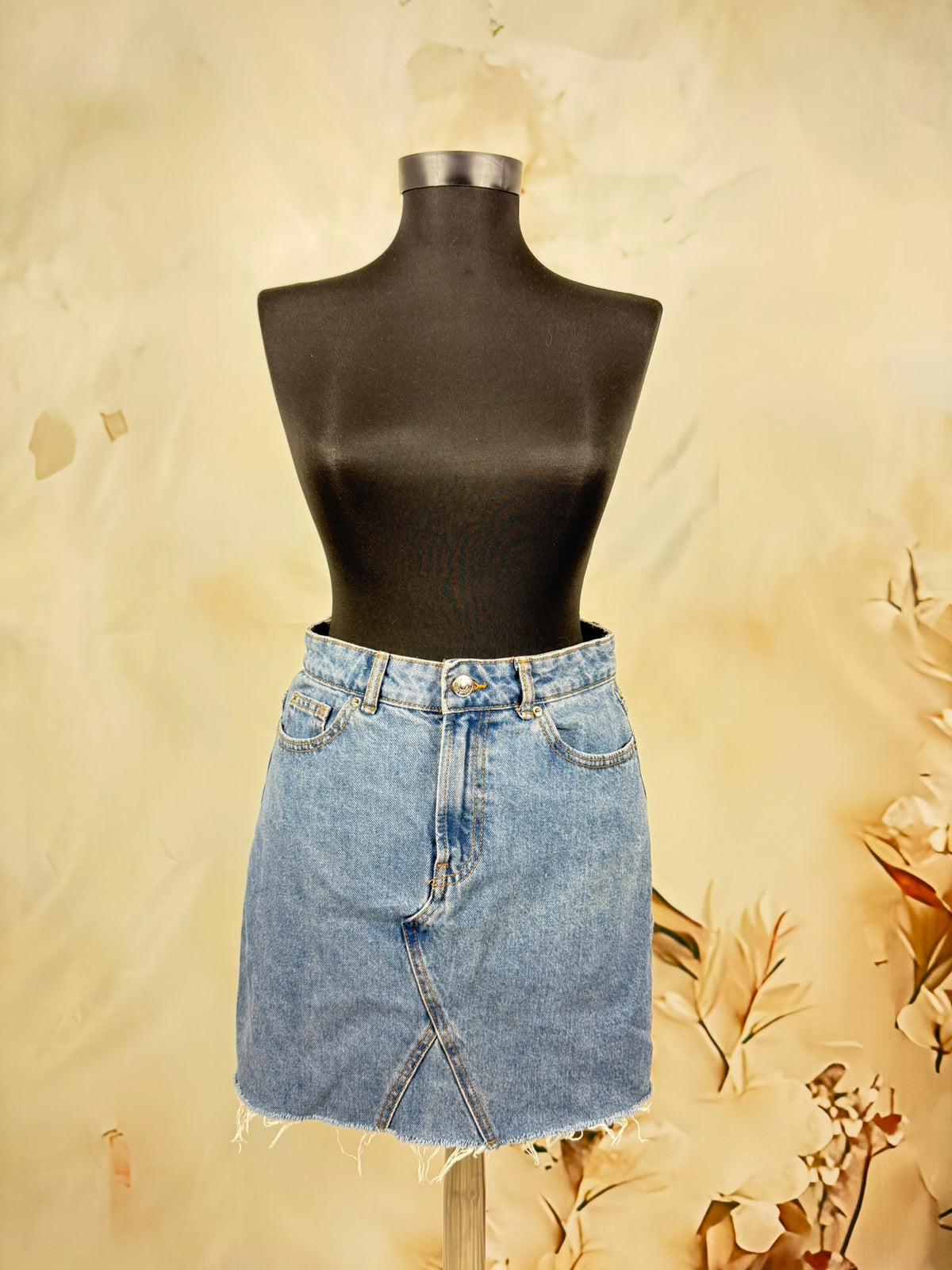 Fustă Mini din Denim Bleu cu Tiv Franjurat