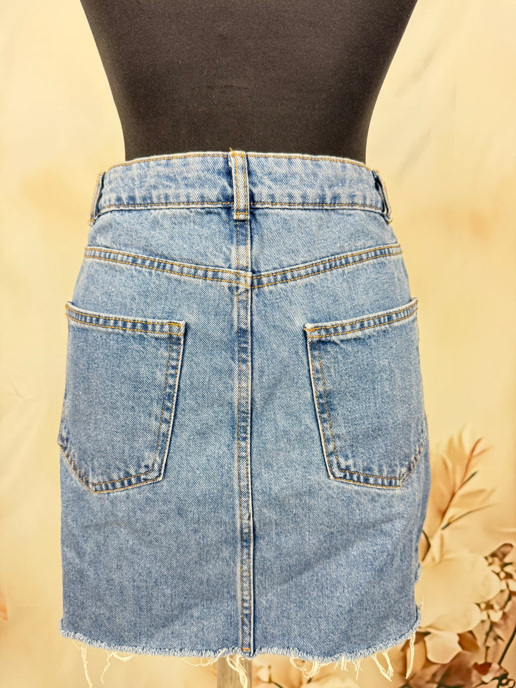 Fustă Mini din Denim Bleu cu Tiv Franjurat