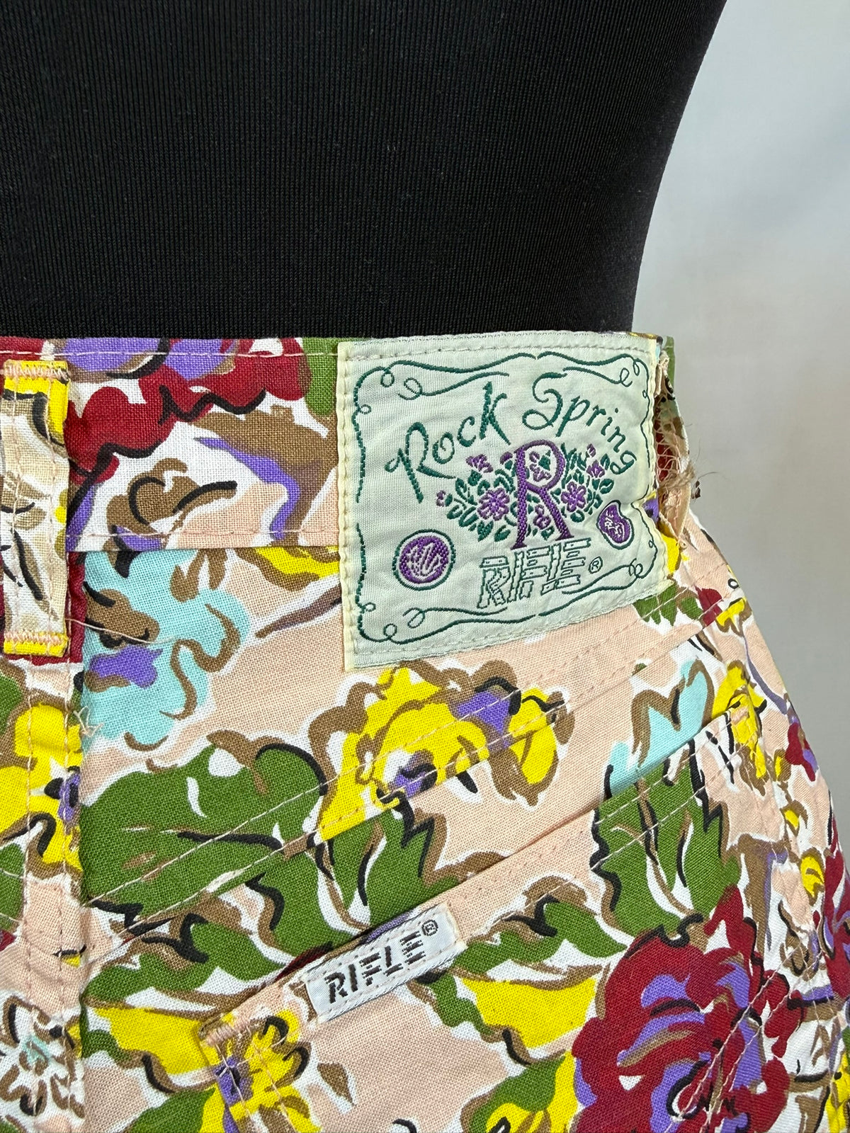 Pantaloni Rifle cu print floral Made in Italy